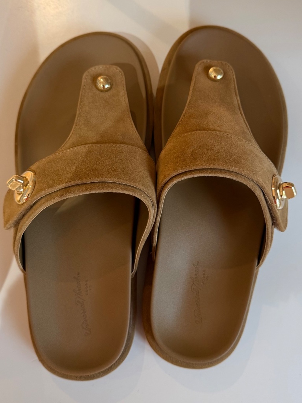 Universal Threads Sandals - Picture 3 of 4